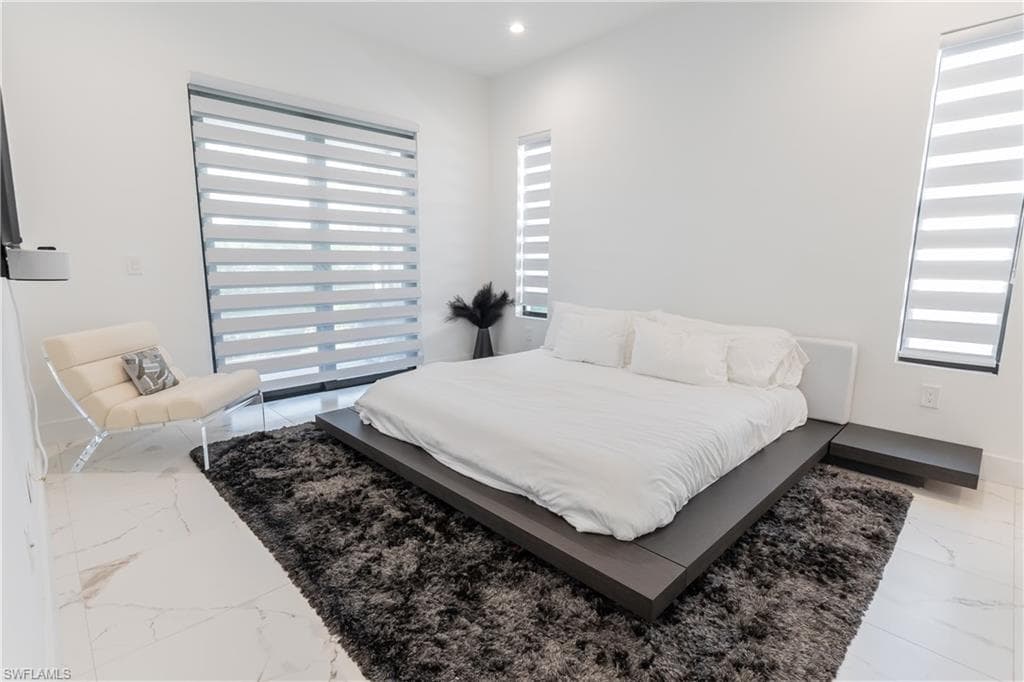 4064 Full Moon CT, NAPLES FL 34112-35