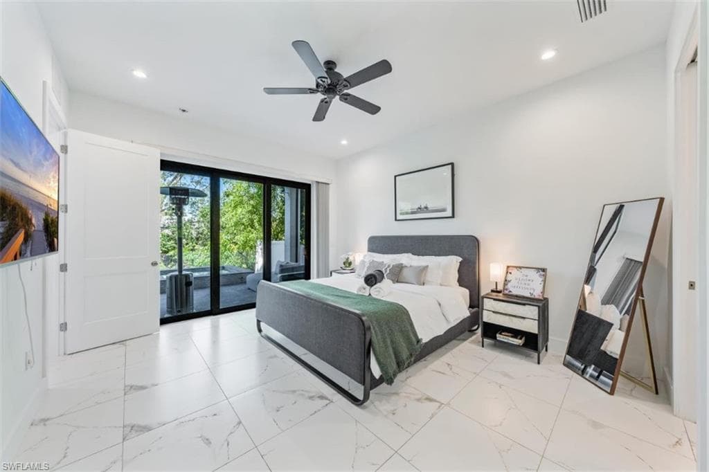 4064 Full Moon CT, NAPLES FL 34112-31