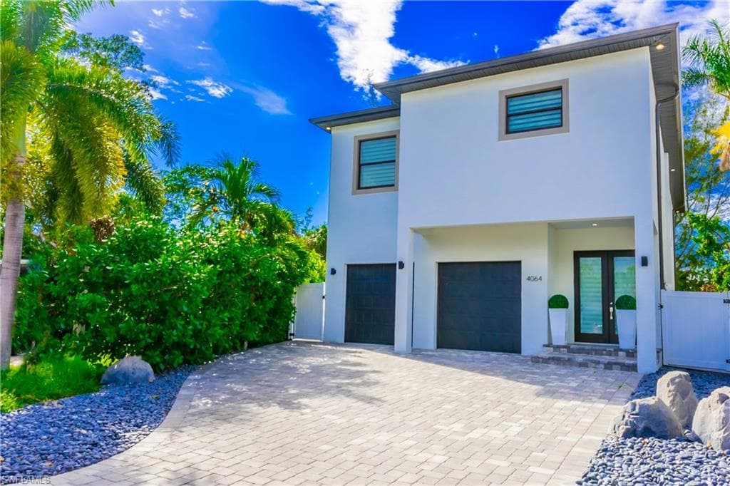 4064 Full Moon CT, NAPLES FL 34112-49