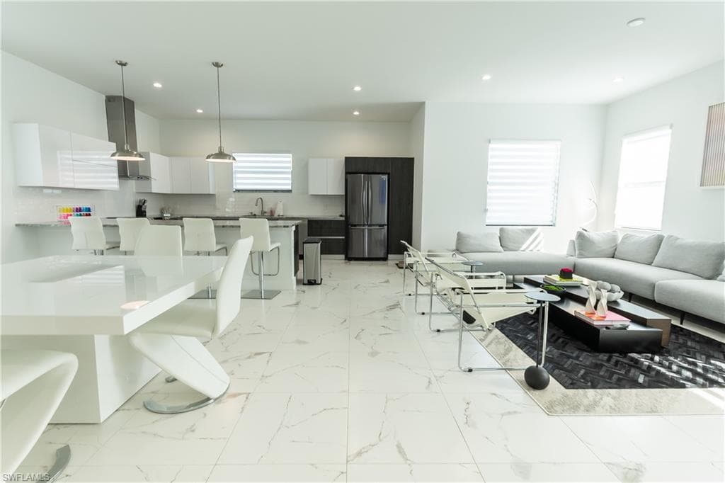 4064 Full Moon CT, NAPLES FL 34112-28