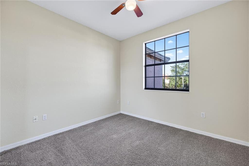 7666 Bristol CIR, NAPLES FL 34120-10