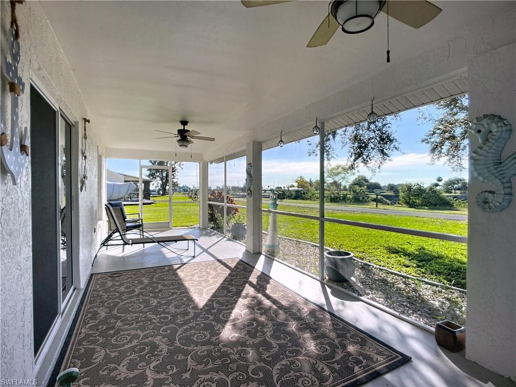 1159 Lock LN, MOORE HAVEN FL 33471-6