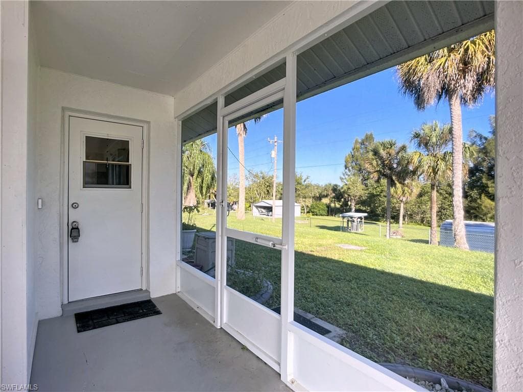 1159 Lock LN, MOORE HAVEN FL 33471-23