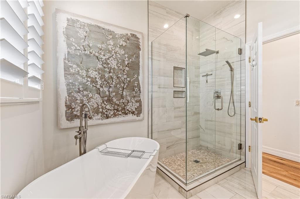 1965 Roseate LN, SANIBEL FL 33957-23