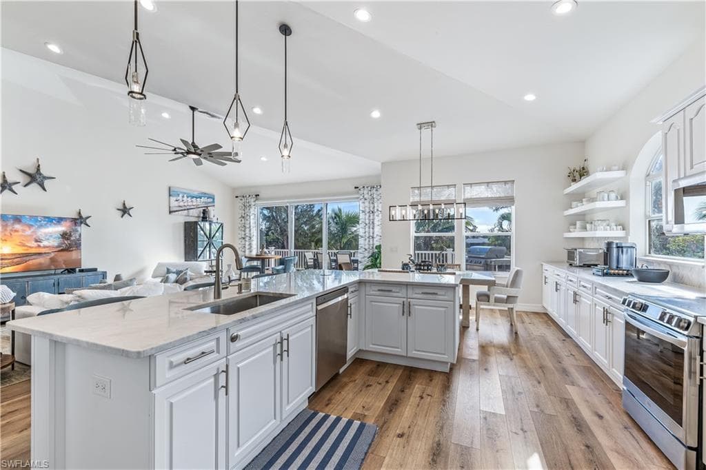 1965 Roseate LN, SANIBEL FL 33957-10