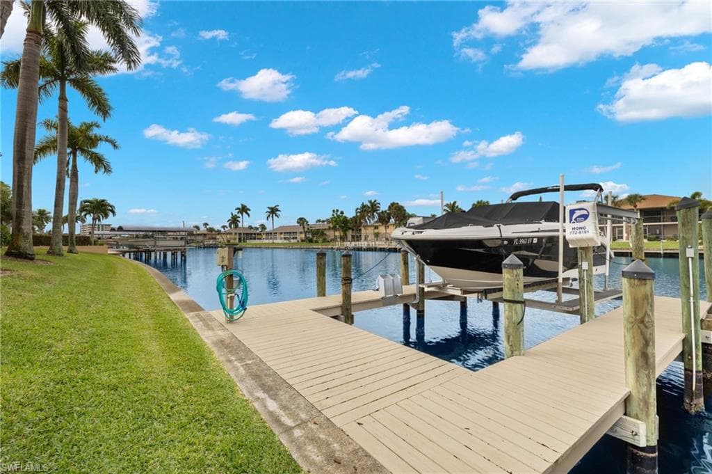 4566 SE 5th PL # 105, CAPE CORAL FL 33904-29