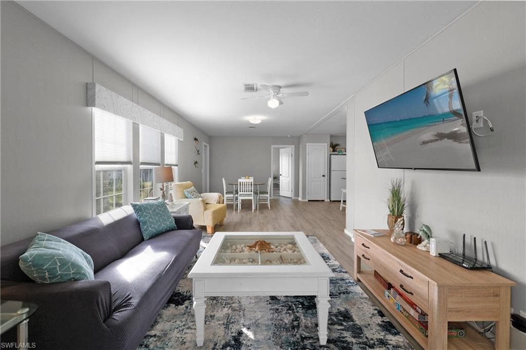 1747 Beverly DR, NAPLES FL 34114-11