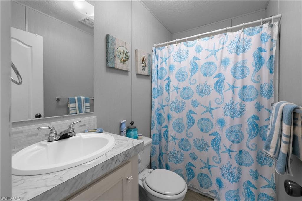 1747 Beverly DR, NAPLES FL 34114-18