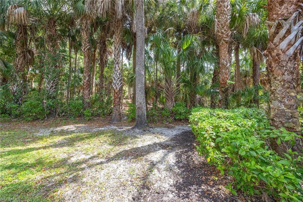 2012 Tarpon Bay DR N # 101, NAPLES FL 34119-29