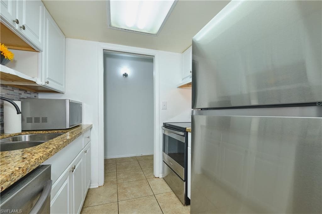 2366 E Mall DR # 519, FORT MYERS FL 33901-11