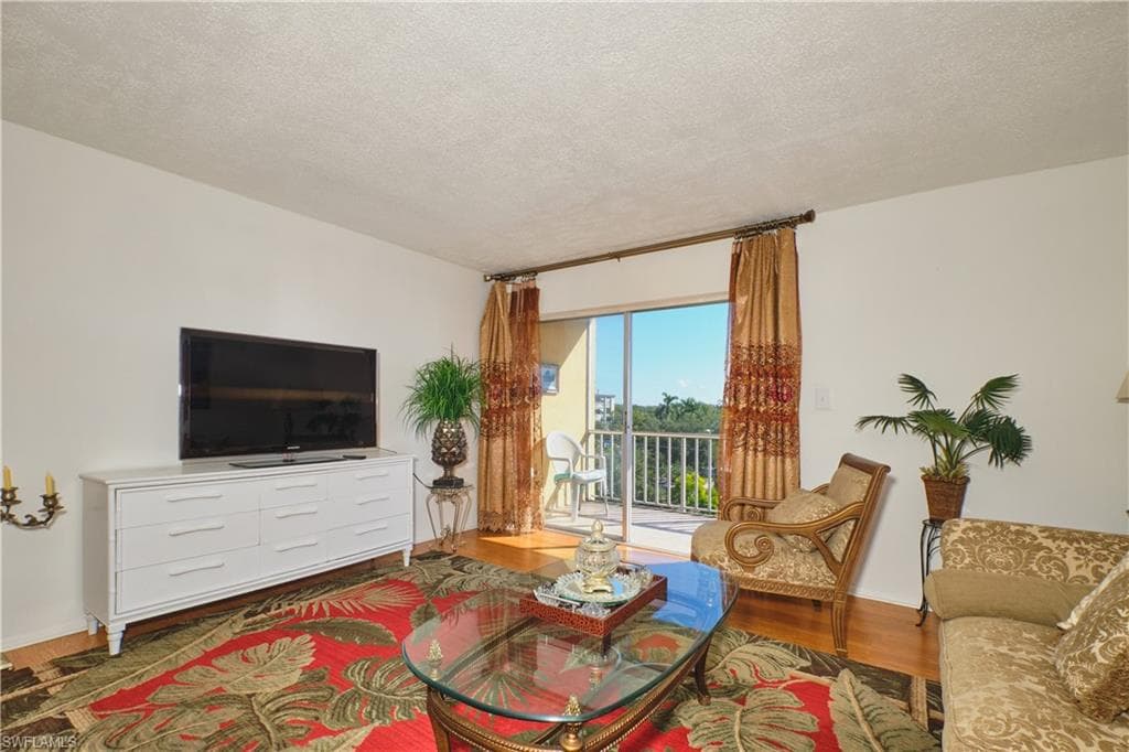 2366 E Mall DR # 519, FORT MYERS FL 33901-20