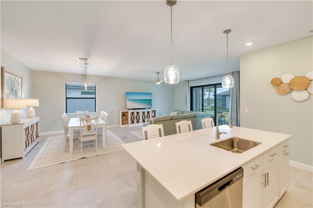 18546 Ives DR, ESTERO FL 33928-8