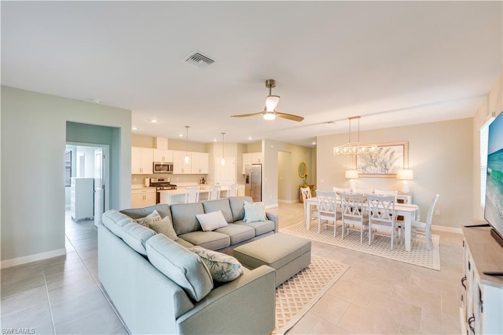 18546 Ives DR, ESTERO FL 33928-7