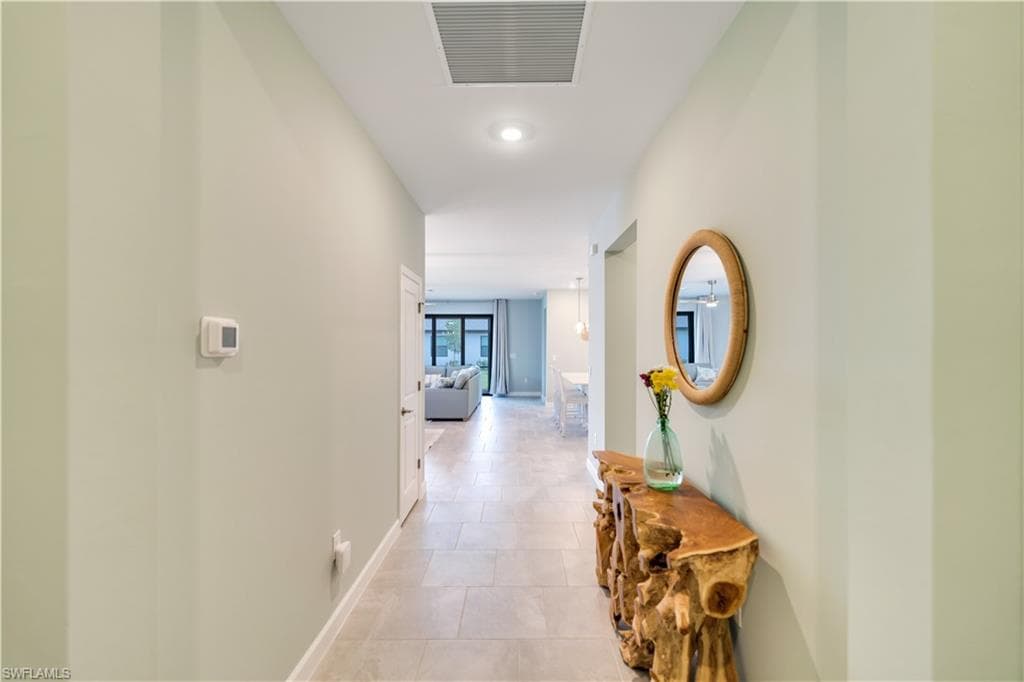 18546 Ives DR, ESTERO FL 33928-24