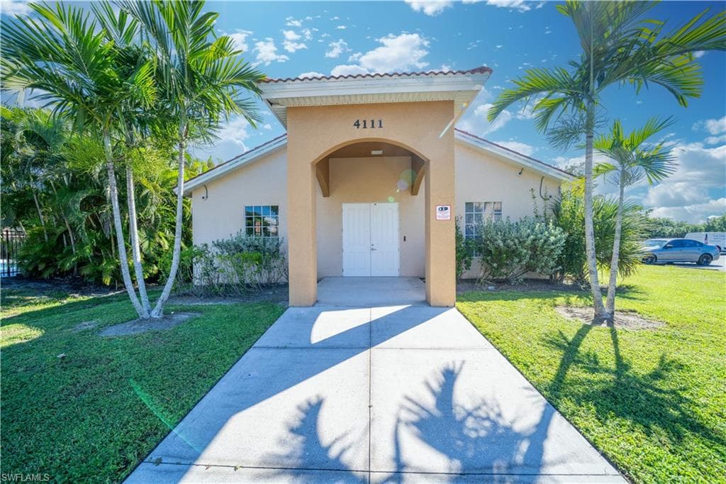 4172 Castilla CIR # 102, FORT MYERS FL 33916-32