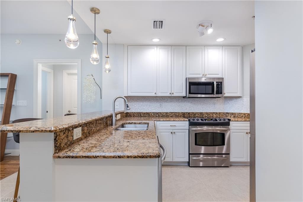 5781 Cape Harbour DR # 1205, CAPE CORAL FL 33914-4