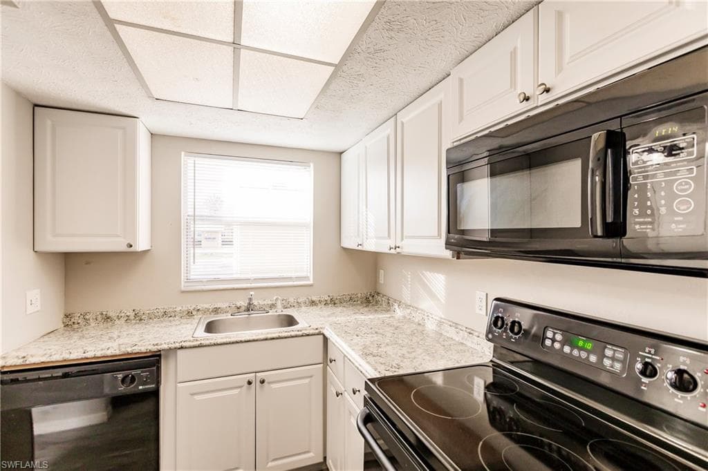 1123 SW 48th TER # 104, CAPE CORAL FL 33914-7