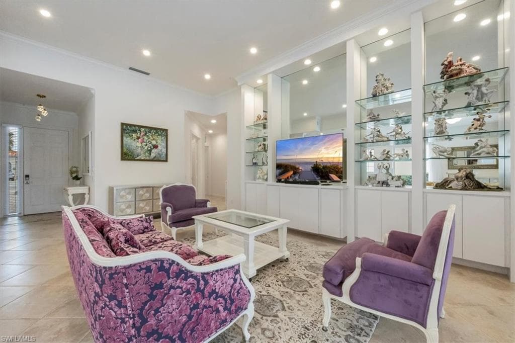 3833 Huelva CT, NAPLES FL 34109-6