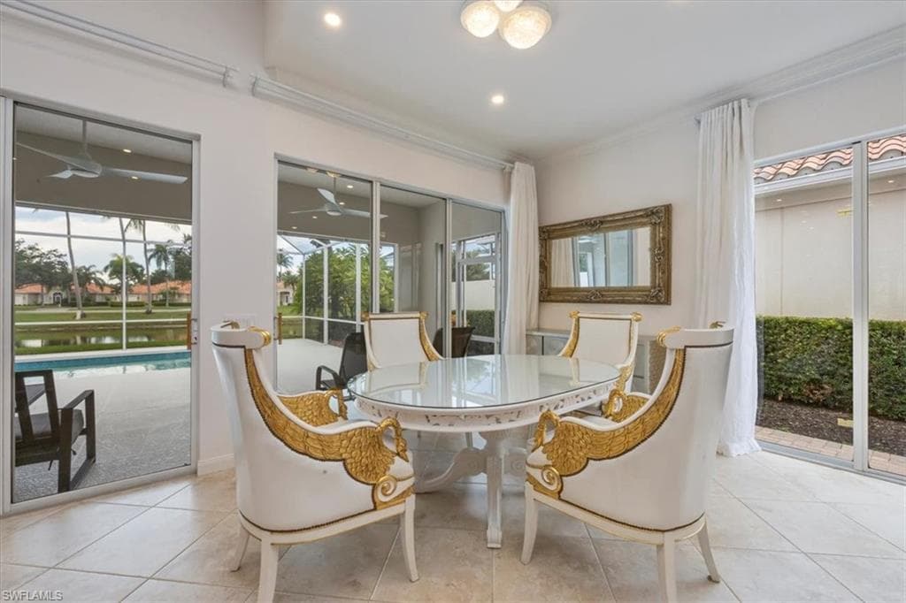 3833 Huelva CT, NAPLES FL 34109-4