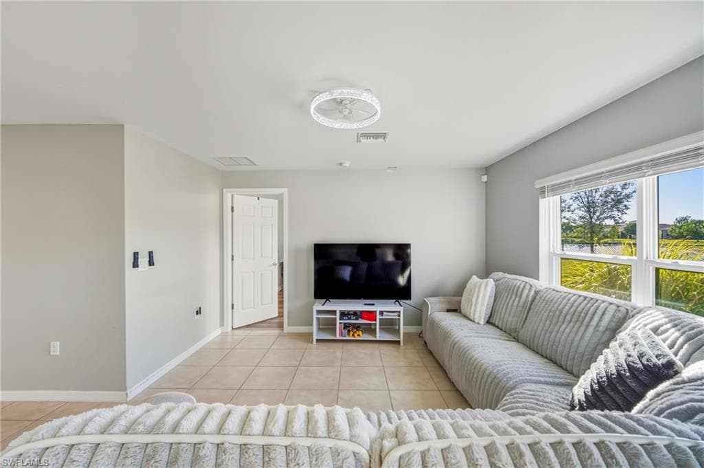 10501 Crossback LN, LEHIGH ACRES FL 33936-6