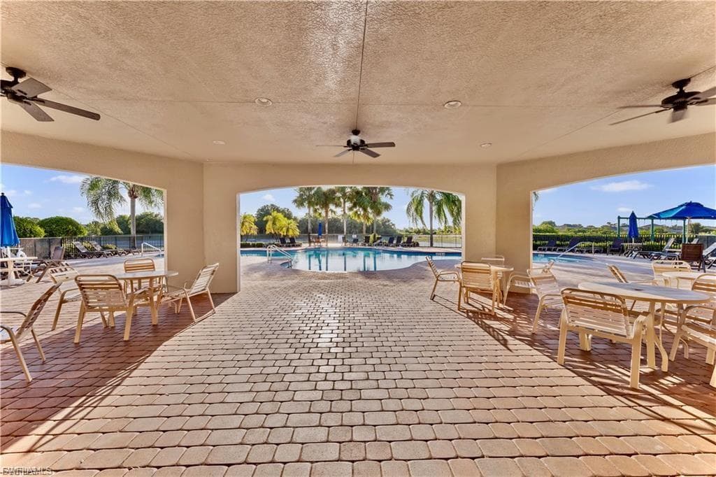 10501 Crossback LN, LEHIGH ACRES FL 33936-26