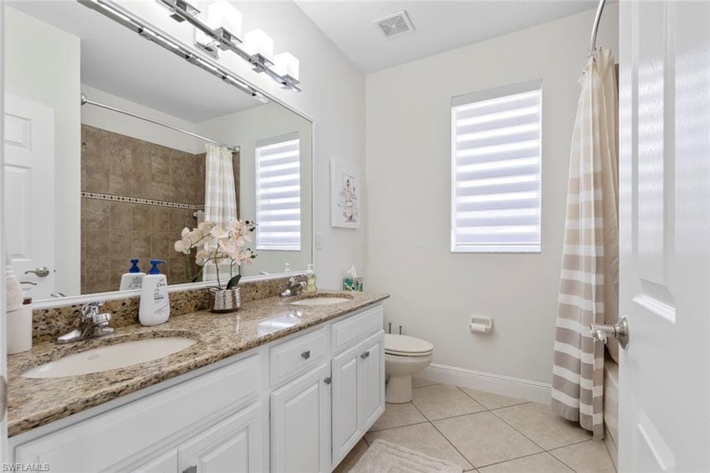 12730 Aviano DR, NAPLES FL 34105-32