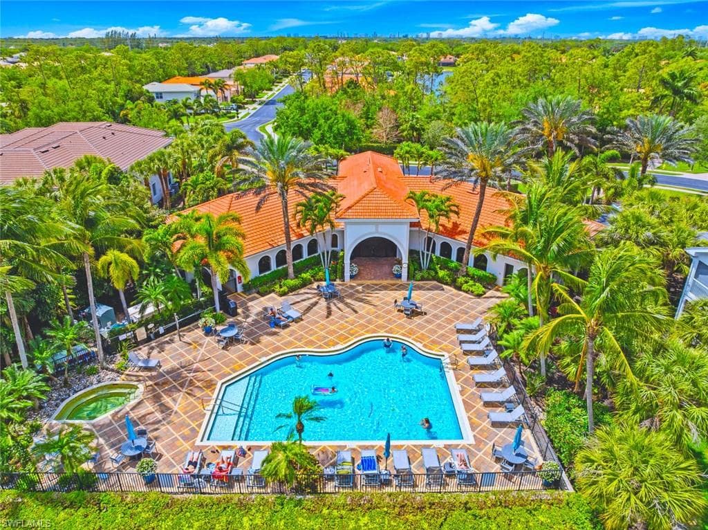 12730 Aviano DR, NAPLES FL 34105-49