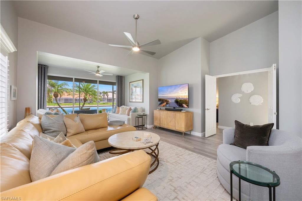 6533 Ilex CIR, NAPLES FL 34109-2