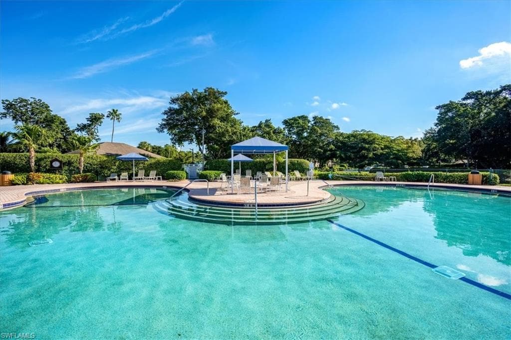 6533 Ilex CIR, NAPLES FL 34109-28