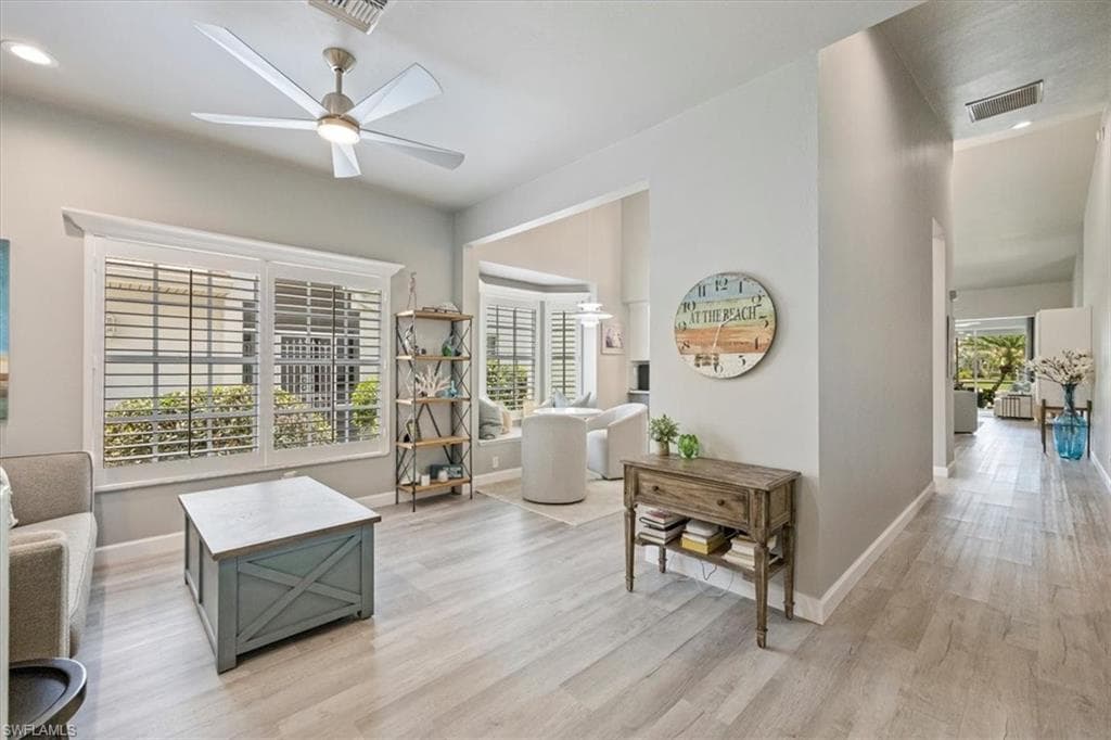 6533 Ilex CIR, NAPLES FL 34109-3