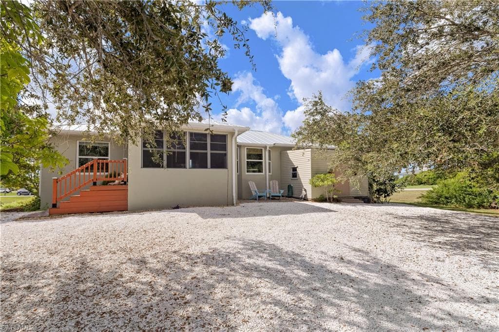 24362 Yacht Club BLVD, PUNTA GORDA FL 33955-25