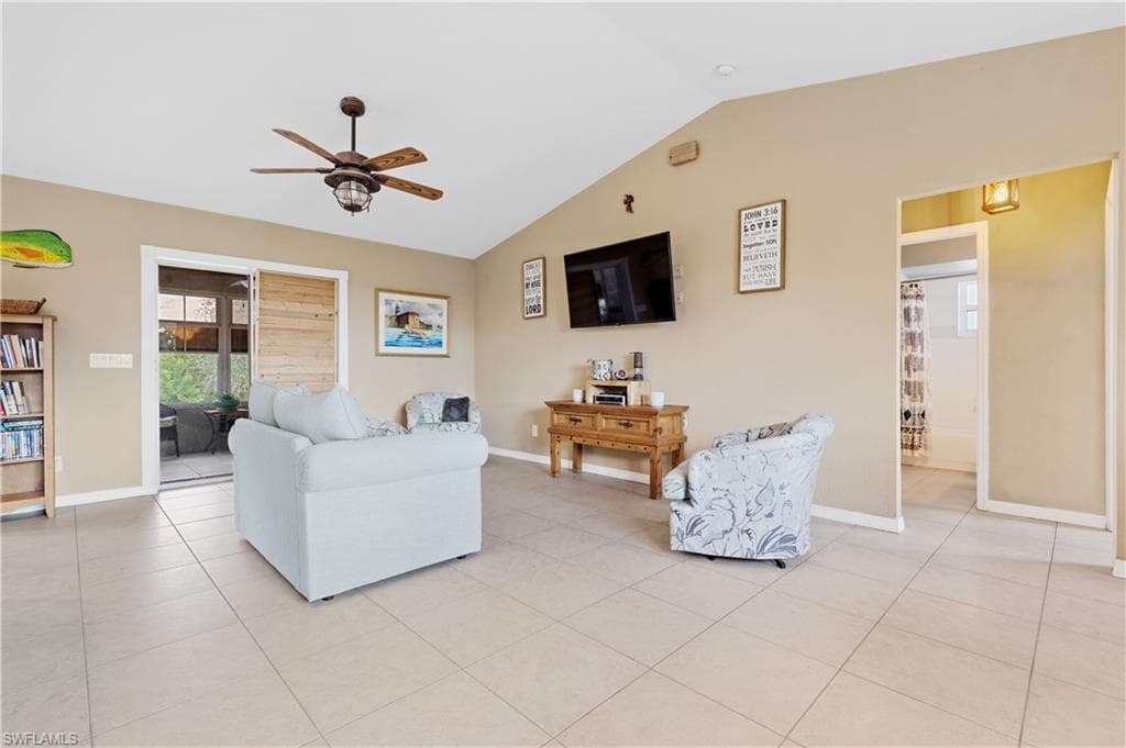 24362 Yacht Club BLVD, PUNTA GORDA FL 33955-6