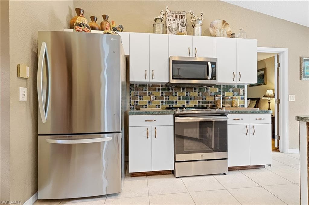 24362 Yacht Club BLVD, PUNTA GORDA FL 33955-10