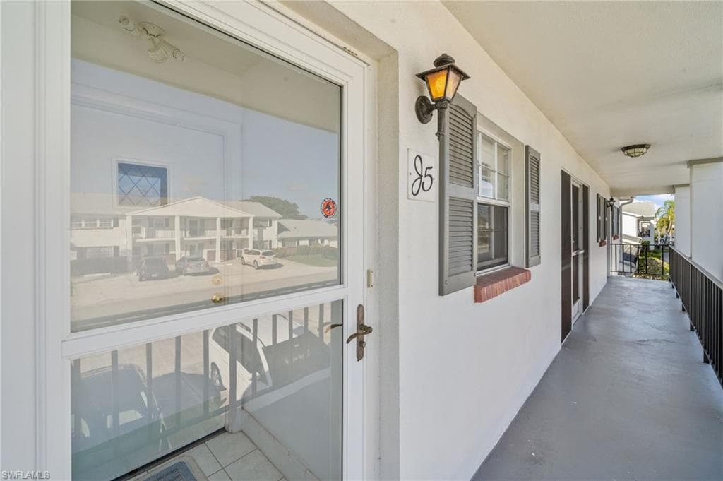 8741 Lueck LN # 5, FORT MYERS FL 33919-12