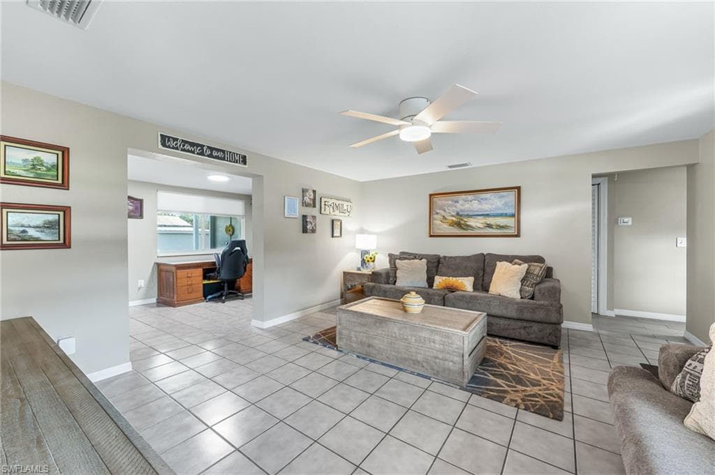 17040 E Lake DR, NORTH FORT MYERS FL 33917-8