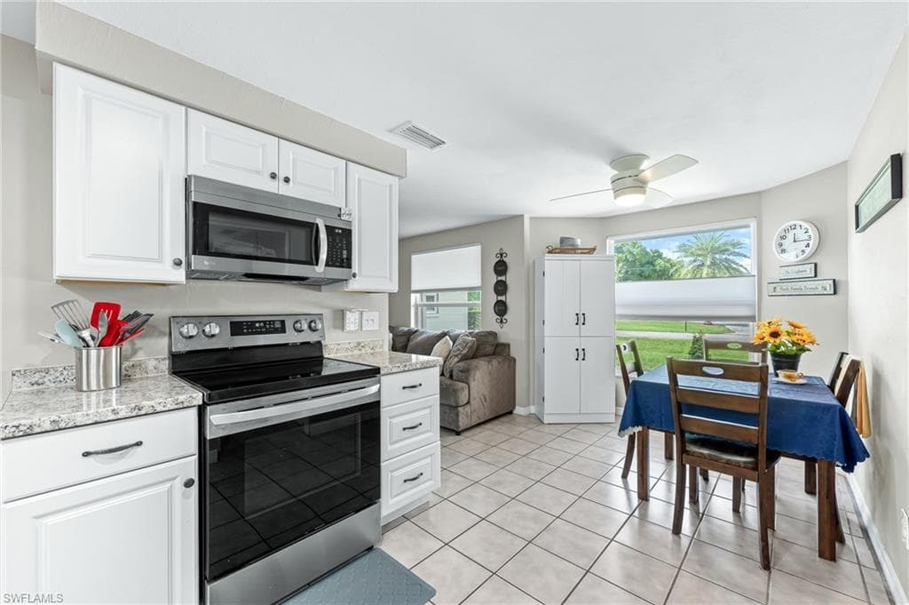 17040 E Lake DR, NORTH FORT MYERS FL 33917-10