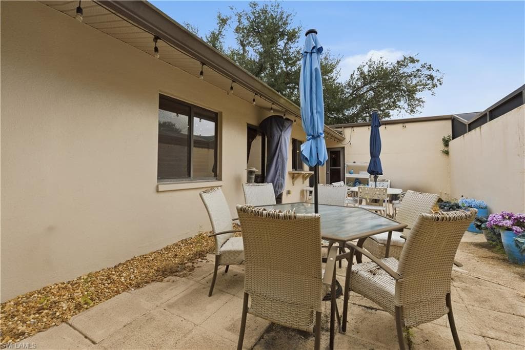 5829 Wild Fig LN, FORT MYERS FL 33919-30
