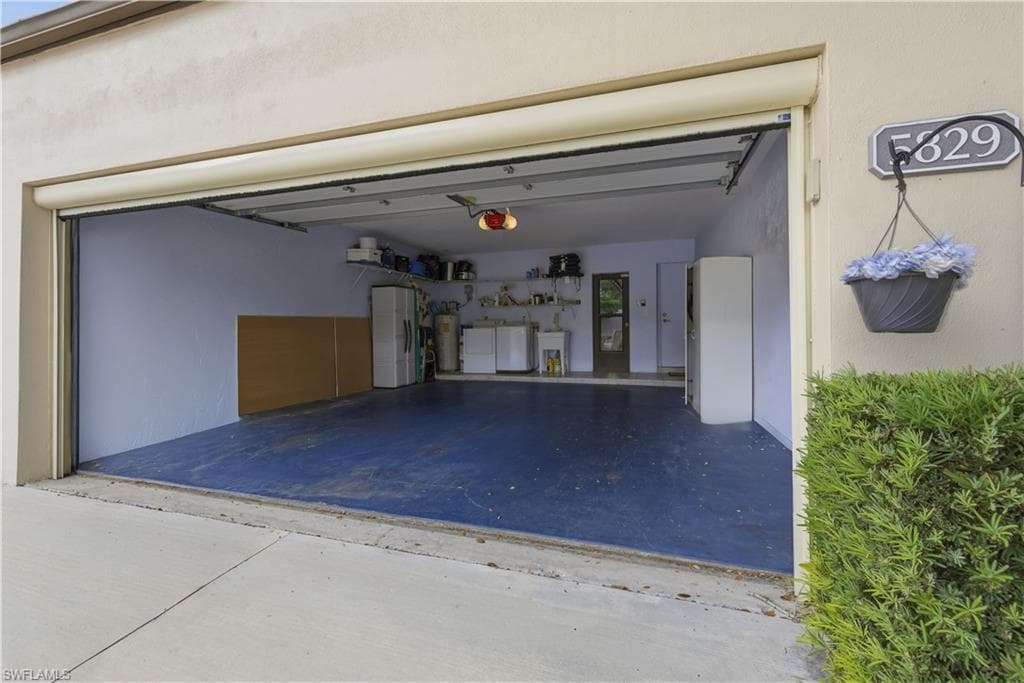 5829 Wild Fig LN, FORT MYERS FL 33919-28