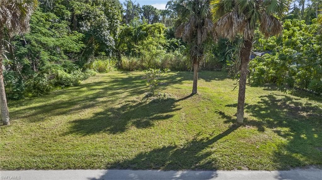 2650 Holly AVE, NAPLES FL 34112-1