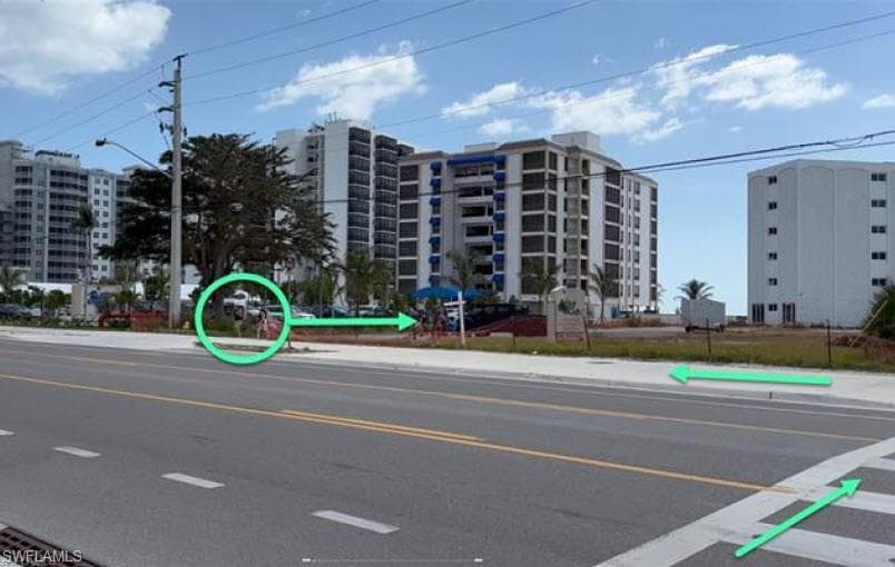 132 Egret ST, FORT MYERS BEACH FL 33931-32