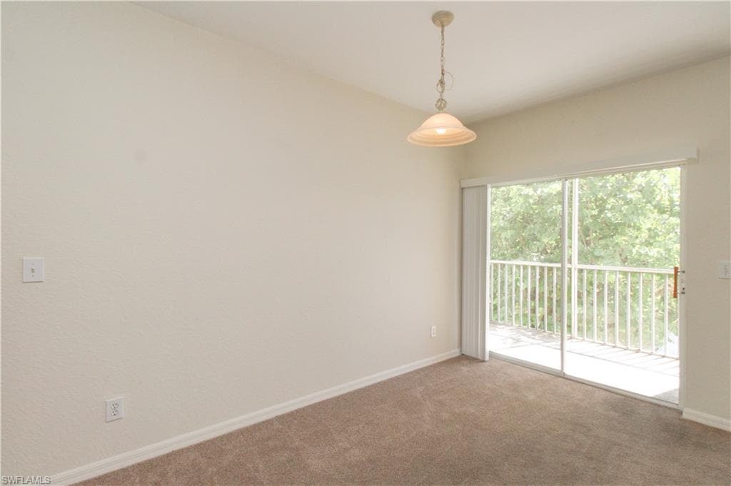 4630 Saint Croix LN # 827, NAPLES FL 34109-34