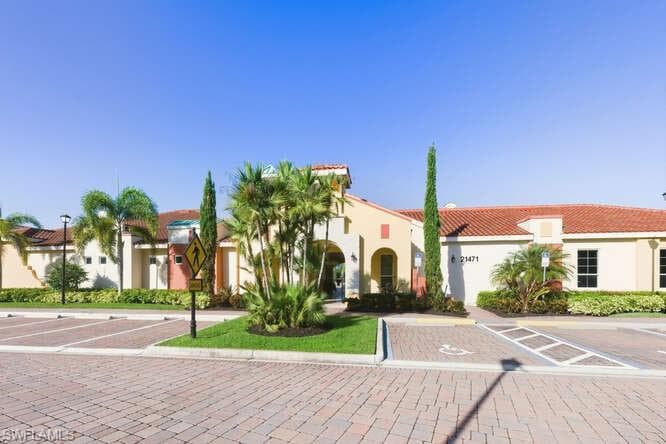 21450 Strada Nuova CIR # A307, ESTERO FL 33928-28