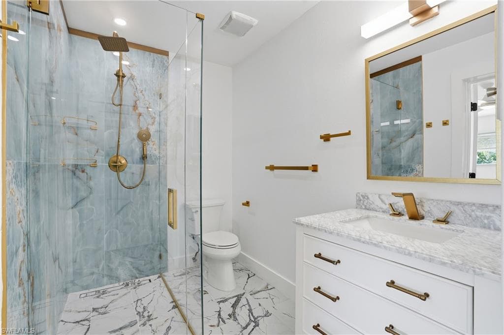 1205 Hilltop DR, NAPLES FL 34103-1