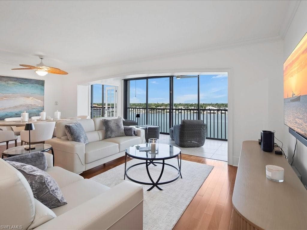 2750 Gulf Shore BLVD N # 602, NAPLES FL 34103-6