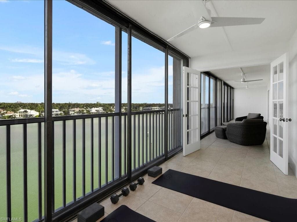 2750 Gulf Shore BLVD N # 602, NAPLES FL 34103-31