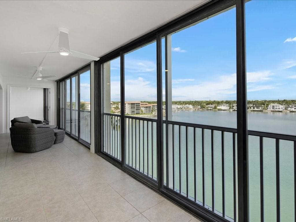 2750 Gulf Shore BLVD N # 602, NAPLES FL 34103-34