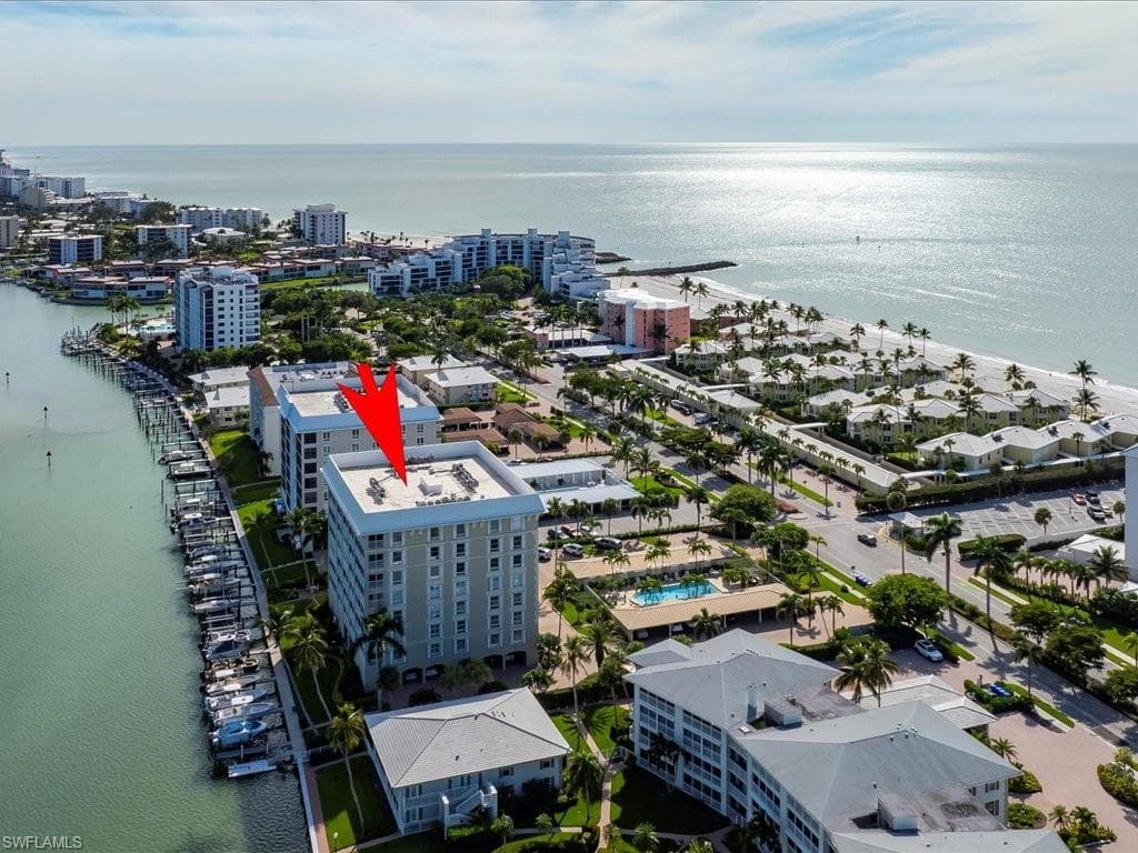 2750 Gulf Shore BLVD N # 602, NAPLES FL 34103-3