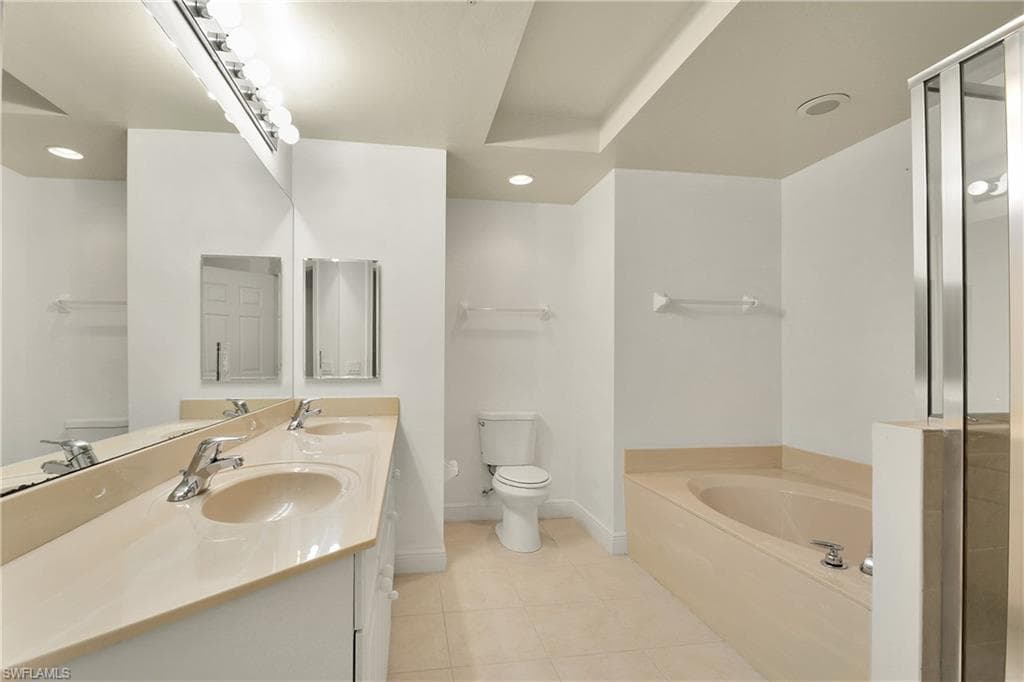 2743 1st ST # 1006, FORT MYERS FL 33916-31