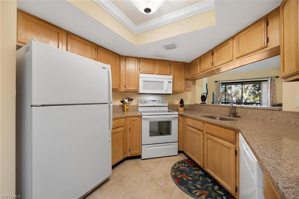 9627 Eaton Gardens LN 204-7