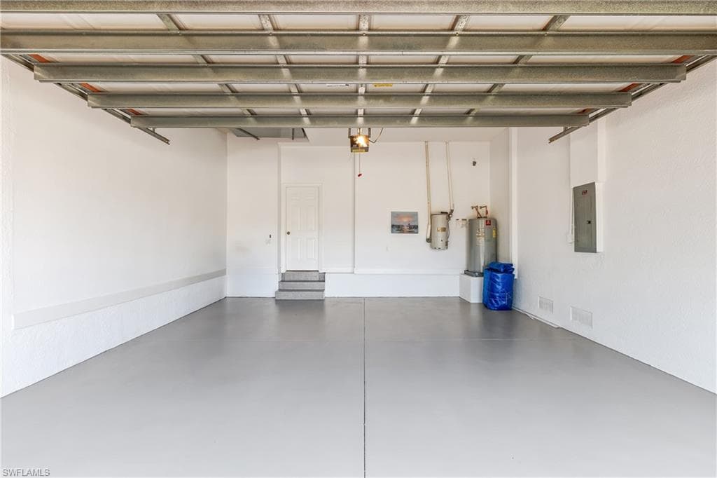 5562 Whispering Willow WAY, FORT MYERS FL 33908-27